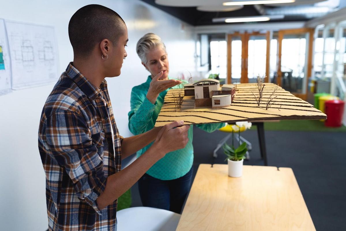 Overcoming Failures: Learning from Startup Challenges
